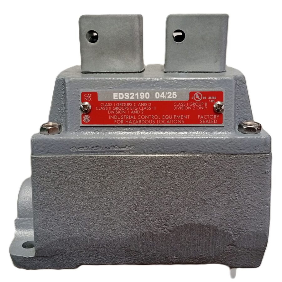 Estaciones de control y luces piloto Factory Sealed de la serie Contender™